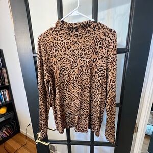 XXL leopard ribbed long sleeve turtle neck